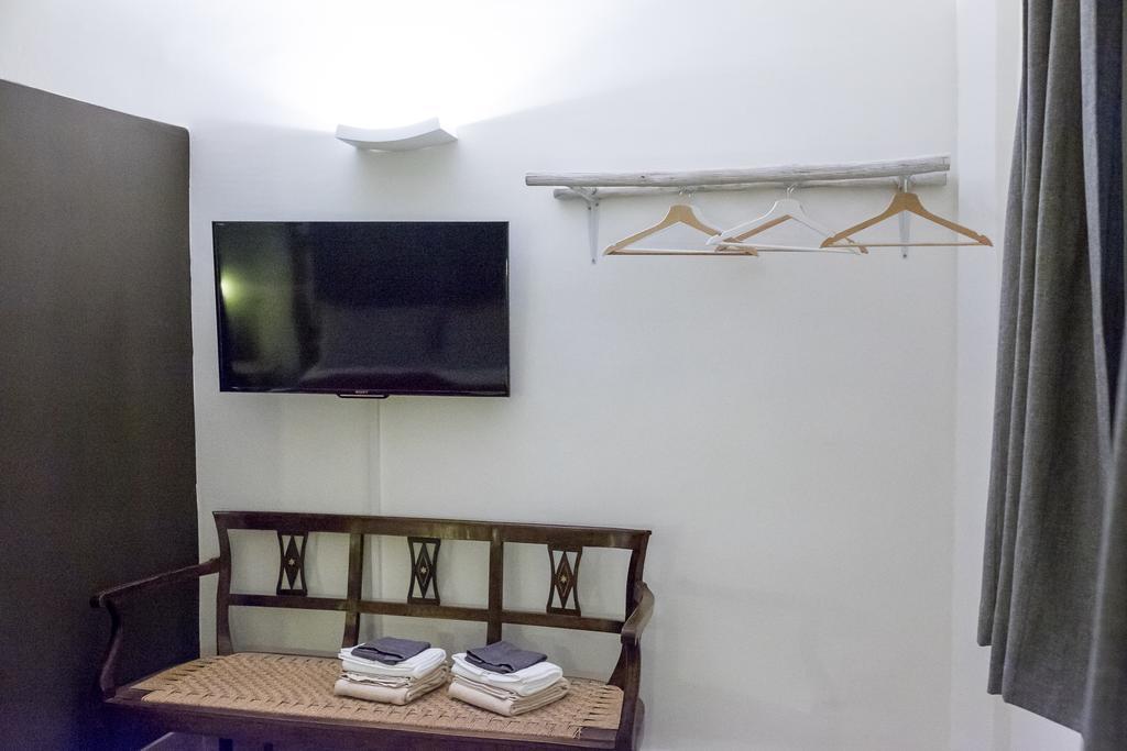 Viabasso11 Guest House โนวีลิกูเร ภายนอก รูปภาพ